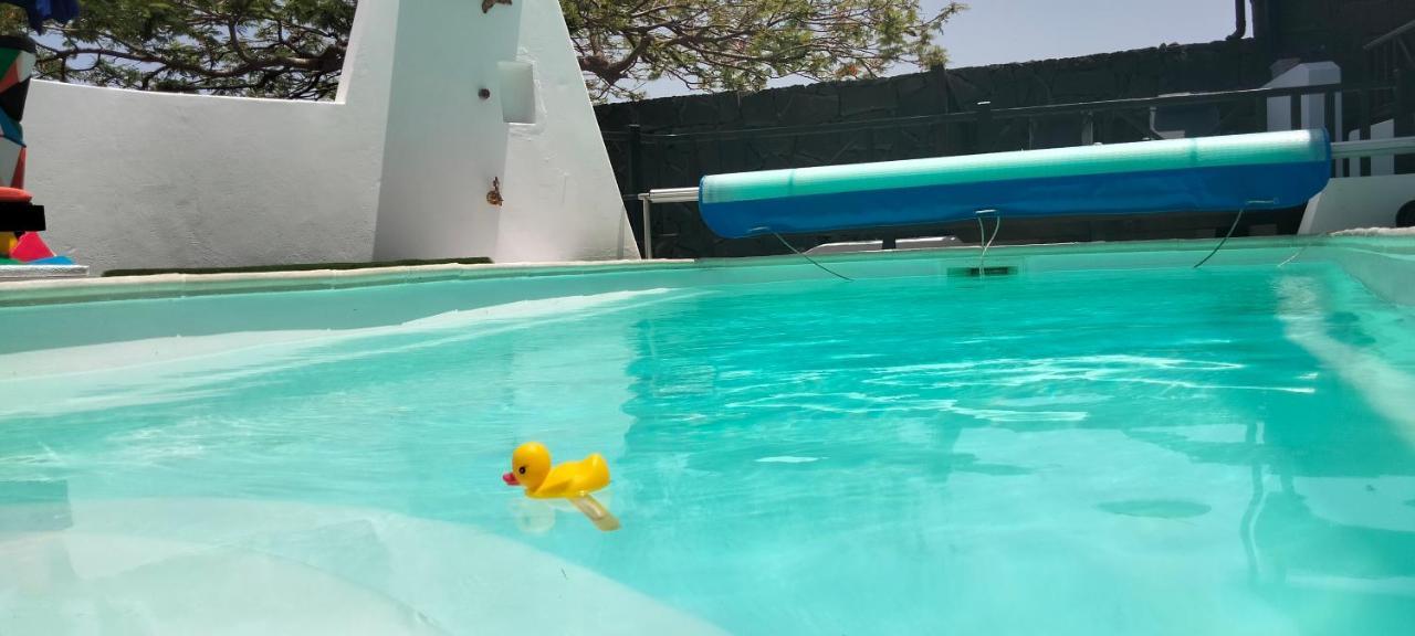 Aptos Con Piscina El Flamboyan 1 Apartment